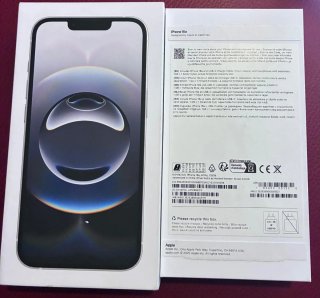 iPhone 16 128GB Plata/Blanco A3409 sólo uosado 6 m