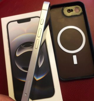 iPhone 16 128GB Plata/Blanco A3409 sólo uosado 6 m