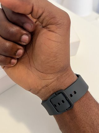 Samsung Galaxy Fit 3 Smartwatch Negro, correa gris