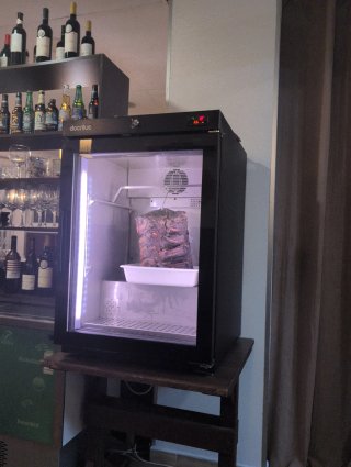 Nevera Madurador Carne Docriluc DDAV 200 R2
