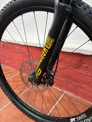 Bicicleta Canyon Negra/Amarilla