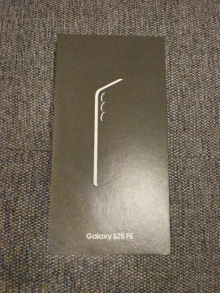 Samsung Galaxy S25 FE. Casi Nuevo