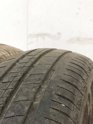 NEUMATICO 17570R1484H