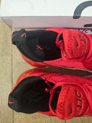 Nike Air Max 270 Talla 43 Nuevas