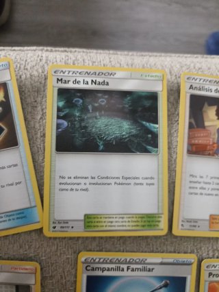 Cartas Pokémon Entrenador Aurora y Silvally-GX
