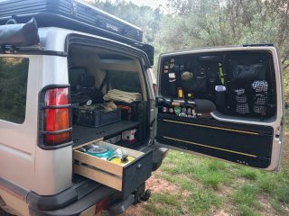 Land Rover Discovery 2003