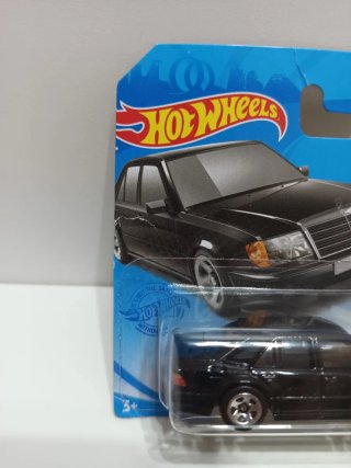 Coche Hot Wheels Mercedes-Benz 500 E