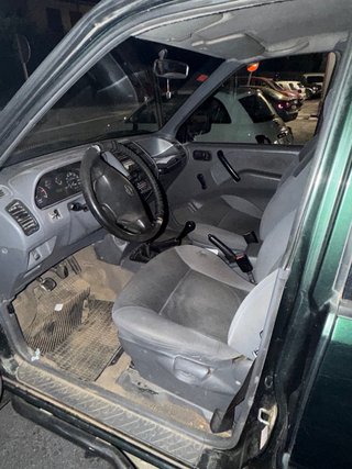 Nissan Terrano II 1998