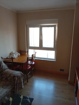 Habitación para mujer trabajadora