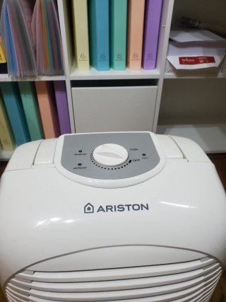 Deshumidificador Ariston 12L