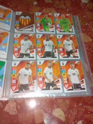 Álbum Panini LaLiga 2023-24 + 500 cromos +78 REPES
