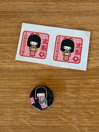 CAIXA D’ANIVERSARI KOKESHI