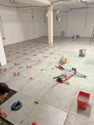 Servicio profesional de alicatado
