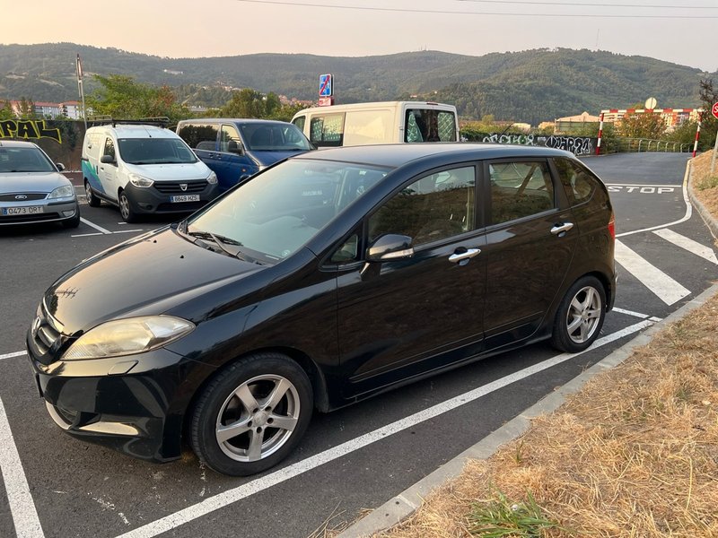 Honda FR-V 2009 - foto 1
