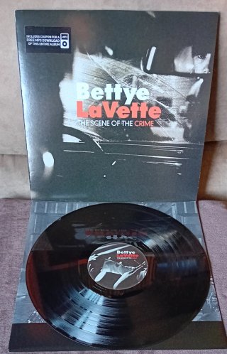 BETTYE LAVETTE The Scene Of The Crime LP