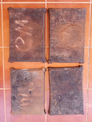 4 Bandejas para hornear antiguas oxidadas