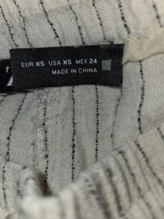 Pantalón de lino Zara rayas