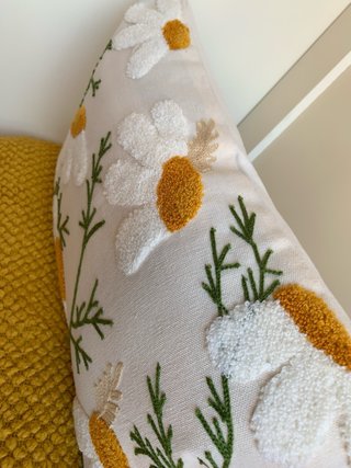 Set 2Ud.Fundas Cojínes.Bordados Flores Margaritas