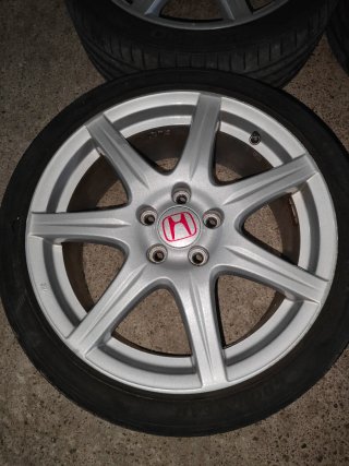 Llantas y Neumáticos Civic FN2