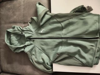 Conjunto deportivo Puma kaki