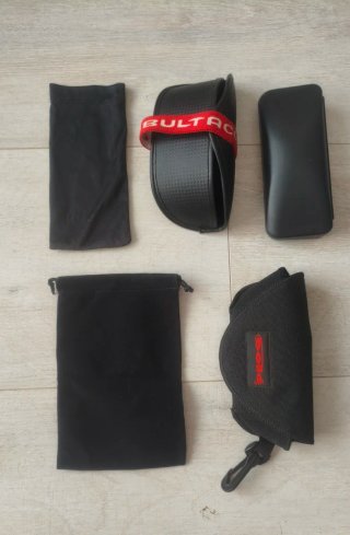 2 Funda gafas Ray-Ban + otras 3 fundas (regalo)