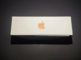 Caja iPhone 17