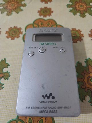 Radio Sony Walkman SRF-M607 Plata