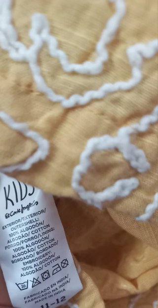 Mono de fiesta niña amarillo bordado