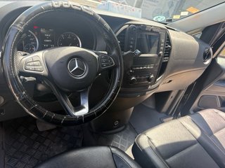 Mercedes-Benz Vito 2023