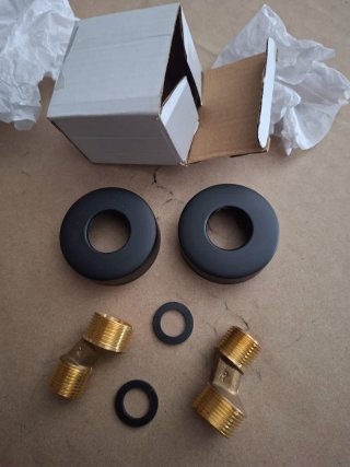 Accesorios para grifo de latón y negro