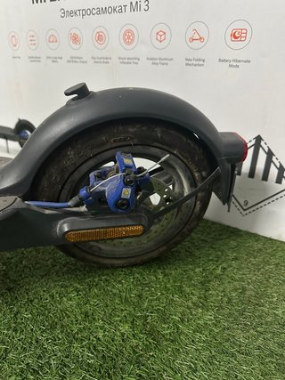 Patinete Eléctrico Xiaomi Mi Scooter 3