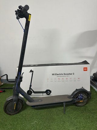 Patinete Eléctrico Xiaomi Mi Scooter 3
