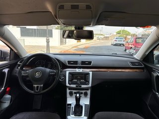 Volkswagen Passat 2012