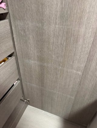 Armario de madera gris