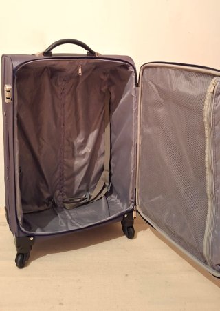 Maleta Alexander Milano gris.