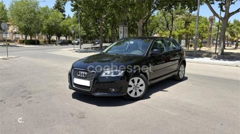 Audi A3 2010 - foto 1