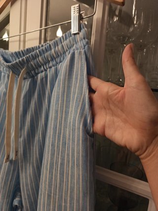 Pantalón ancho rayas azul y blanco