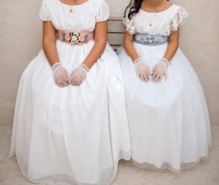 Trajes Comunión Niñas Blanco y Azul/ Blanco y Rosa