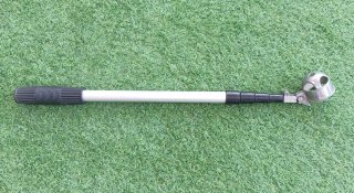 Recuperador de bolas de golf telescópico y ligero