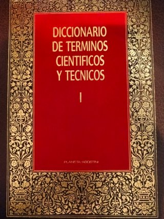 Diccionario de términos científicos y tecnicos