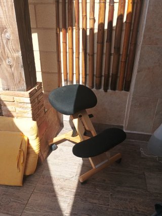 Silla ergonómica japonesa