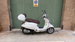 Vespa Primavera 125cc ABS /blanca / 8.000 km