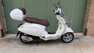 Vespa Primavera 125cc ABS /blanca / 8.000 km