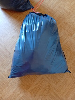 Se regala bolsa llena