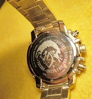 Reloj Diesel Griffed dorado, nuevo