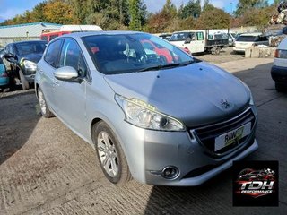Despiece Peugeot 208 1.4 HDi GRIS