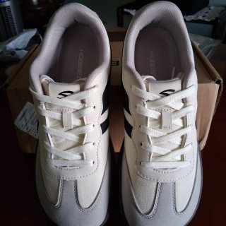 Zapatillas HOBIBEAR Blancas y Negras unix
