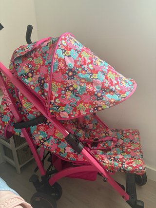Silla de paseo niña con estampado floral