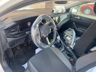 Volkswagen Polo 2023 siniestro golpeado