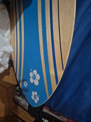 Tabla de surf decorada